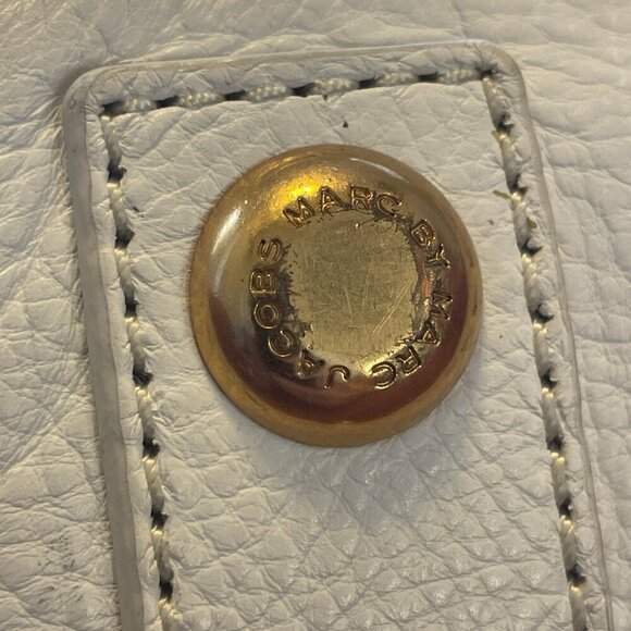 Marc Jacobs Grey and White Crossbody Purse - Picture 5 of 9